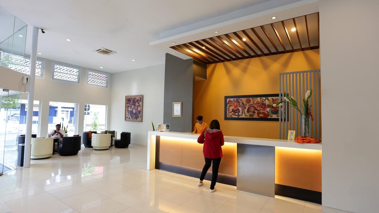 吉林酒店 三宝垄 外观 照片